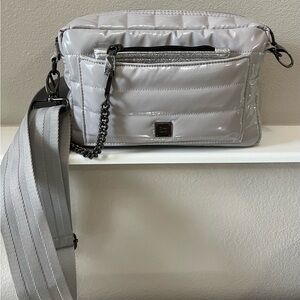 Think Royln Margo Crossbody in Soft Gray